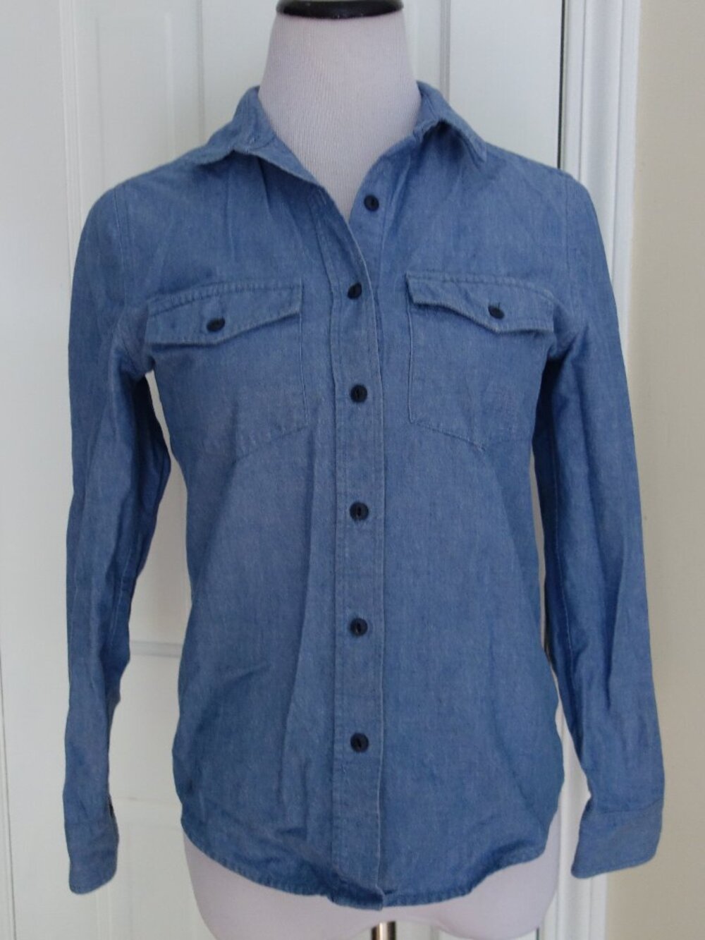 TAYLOR STITCH Blue Denim Button Long Sleeve Shirt – Wmns XS